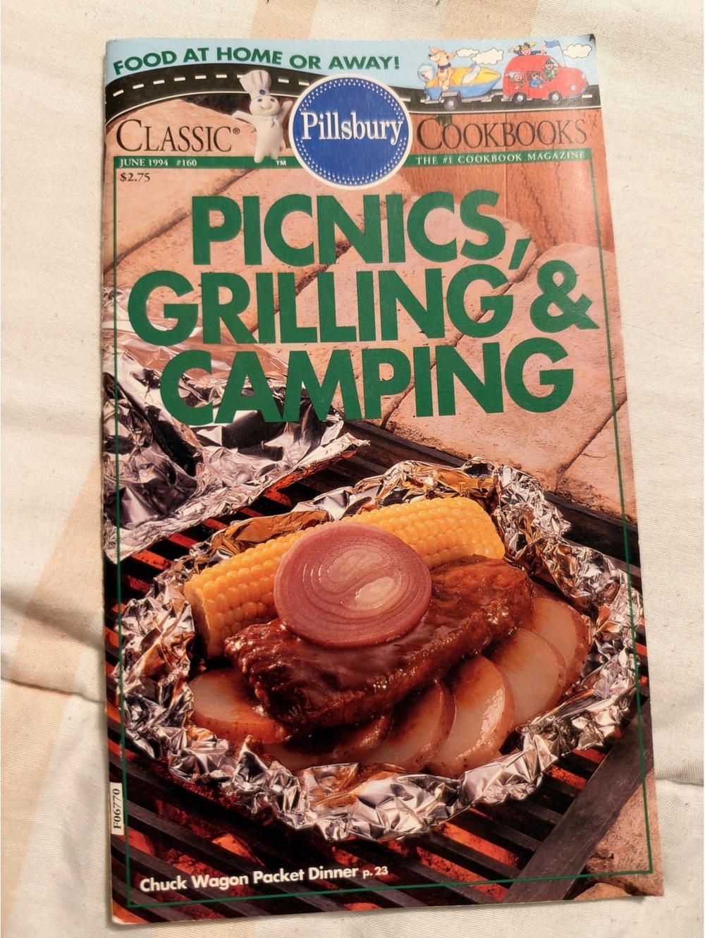 Classic Pillsbury Cookbooks: Picnics, Grilling & Camping June 1993 Issue